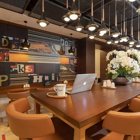 Rox Hotel