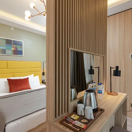 Rox Hotel 2*