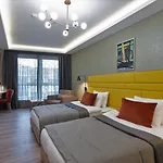 Rox Hotel